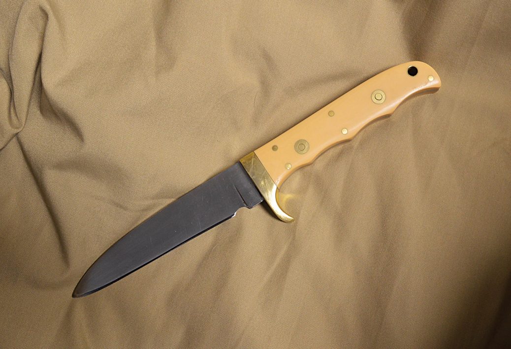 https://www.self-reliance.com/srmag/wp-content/uploads/2015/02/knife-detail.jpg